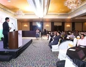 bhautik sheth giving digital marketing training